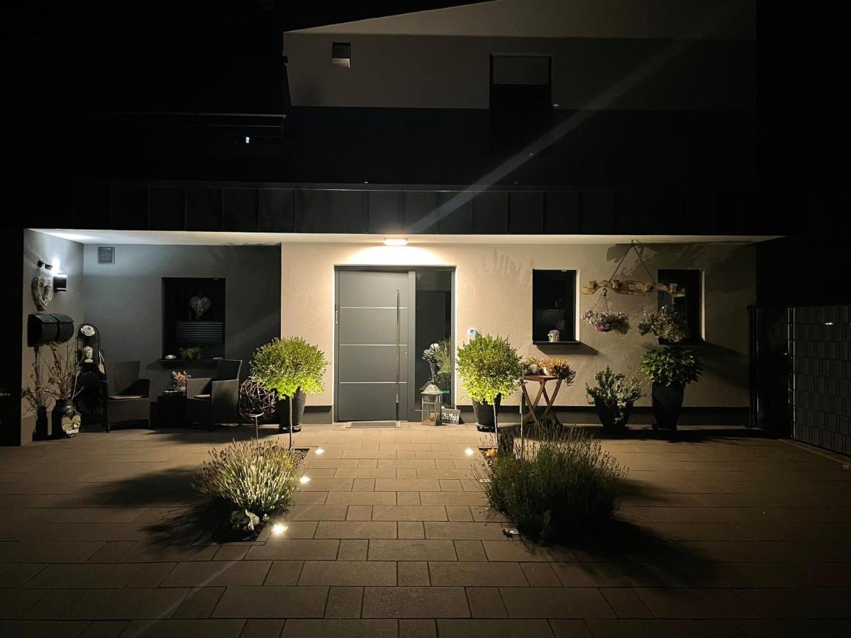 #Neu L Seeblick L Netflix L Boxspring L Nespresso L E-Tuer L Terrasse L 82M2 Ulmen Dış mekan fotoğraf